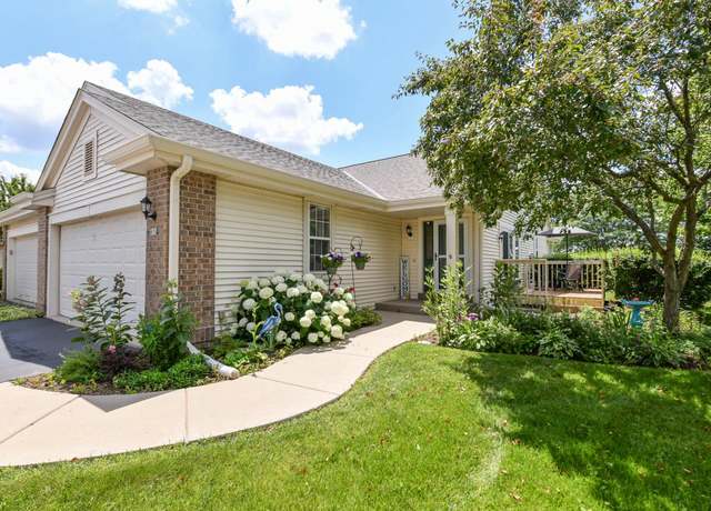 Property at 836 Sweetbriar Dr, Elkhorn, WI 53121, 2 beds, 2 baths