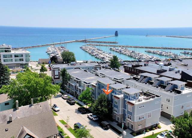 Property at 307 E Pier St, Port Washington, WI 53074, 2 beds, 2.5 baths