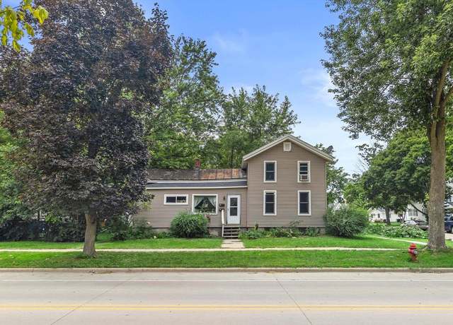 Property at 224 N Wisconsin St, Elkhorn, WI 53121, 4 beds, 2.5 baths