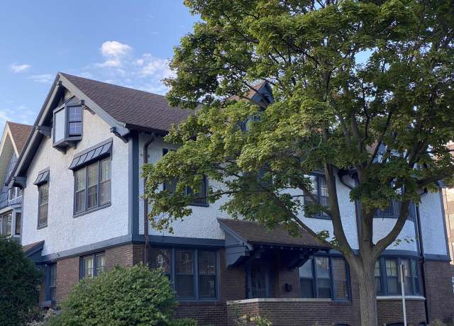 Property at 2036 E Kenilworth Pl Unit 2205 N Summit Ave, Milwaukee, WI 53202, 6 beds, 3 baths