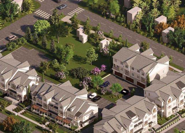 Property at 204 Fontana Blvd #2, Fontana, WI 53125, 4 beds, 3.5 baths