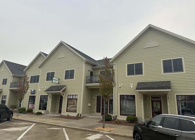 Property at 514 S Pier Dr, Sheboygan, WI 53081, 2 beds, 2 baths