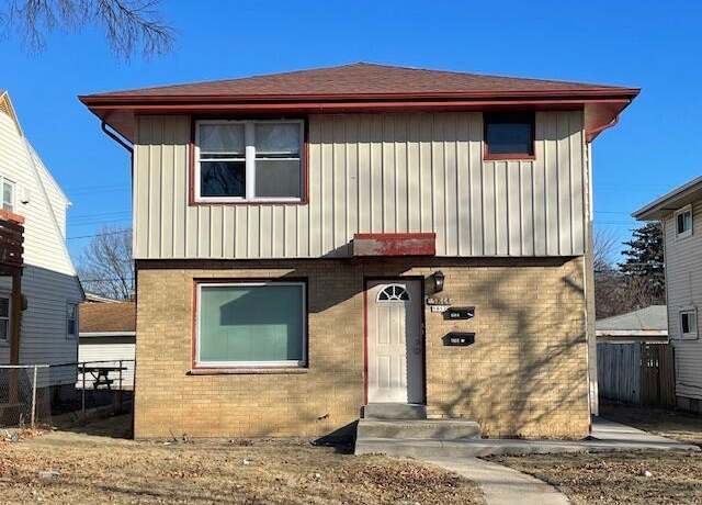 Property at 5812 N 94th St #5814, Milwaukee, WI 53225, 6 beds, 2 baths