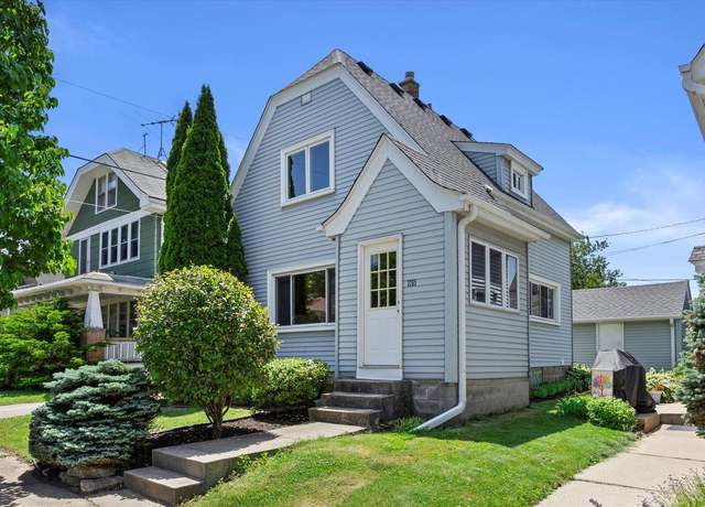 Property at 3265 S Swain Ct, Milwaukee, WI 53207, 2 beds, 1 bath