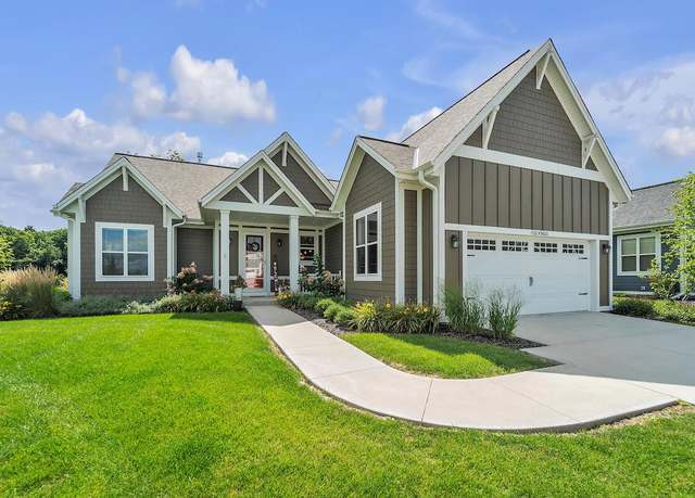 Property at N111W5833 Carolyn Ct, Cedarburg, WI 53012, 2 beds, 2 baths