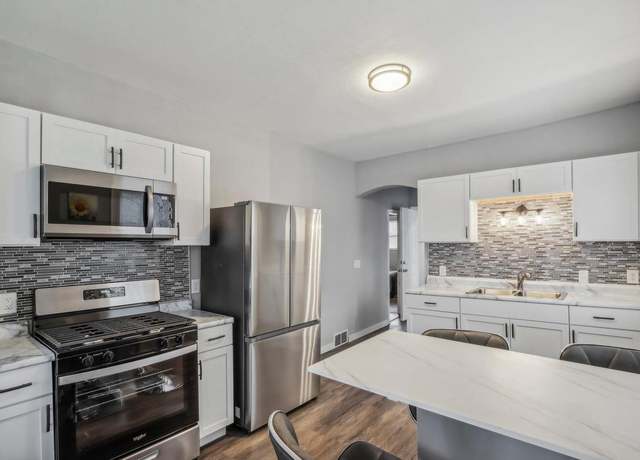 Property at 2116 W Atkinson Ave Unit 2116A, Milwaukee, WI 53209, 6 beds, 2 baths