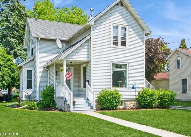 Property at 314 E Maple Ave, Beaver Dam, WI 53916, 5 beds, 2 baths