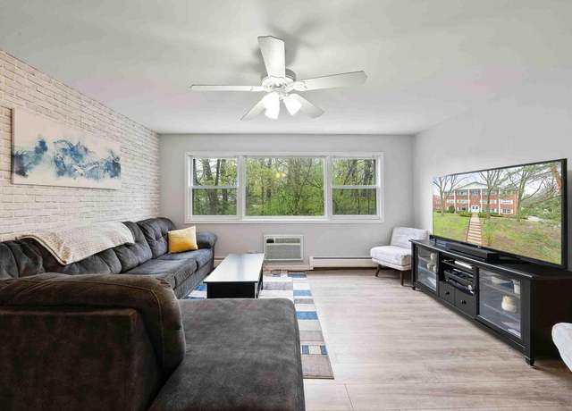 Property at 205 Country Club Dr Unit 2C, Lake Geneva, WI 53147, 2 beds, 1 bath