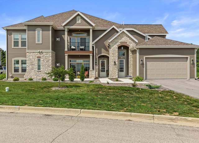 Property at 2844 Fox Lake Cir #101, Waukesha, WI 53189, 2 beds, 2 baths