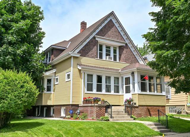 Property at 4015 N Stowell Ave, Shorewood, WI 53211, 4 beds, 1.5 baths