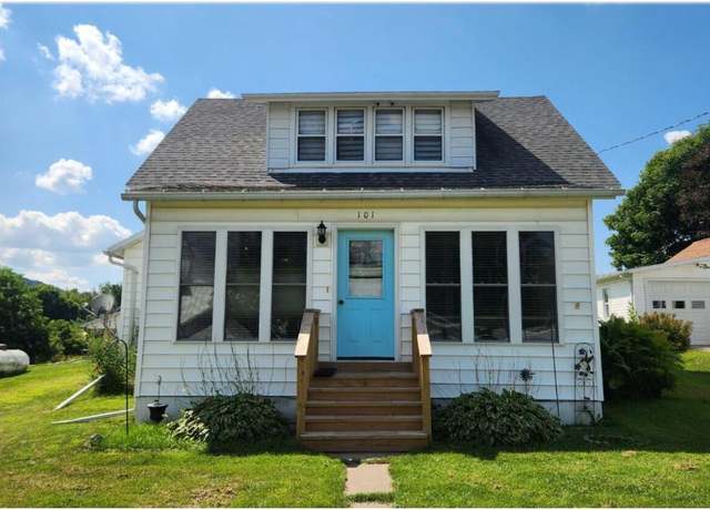 Property at 101 1st St, Ontario, WI 54651, 3 beds, 1 bath
