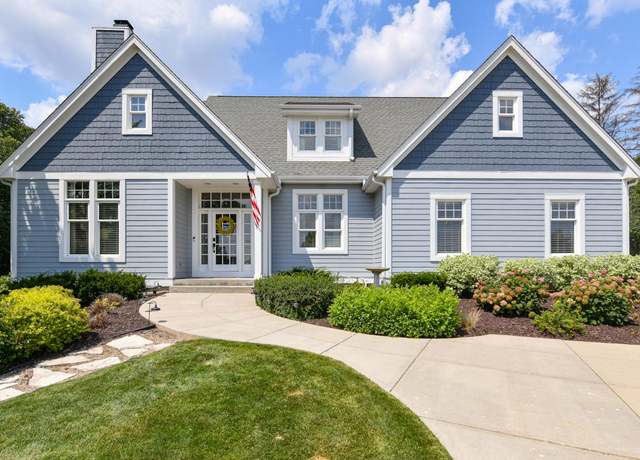 Property at W130N6329 River Dr, Menomonee Falls, WI 53051, 4 beds, 3.5 baths