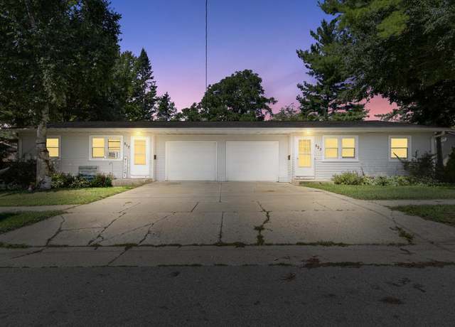 Property at 517 Fourth St #523, Hartford, WI 53027, 4 beds, 3 baths