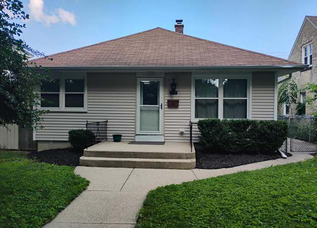 Property at 2850 N 77th St, Milwaukee, WI 53222, 2 beds, 1 bath