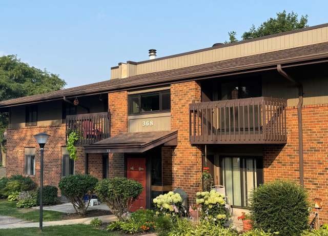 Property at 368 Park Hill Dr Unit H, Pewaukee, WI 53072, 2 beds, 2 baths