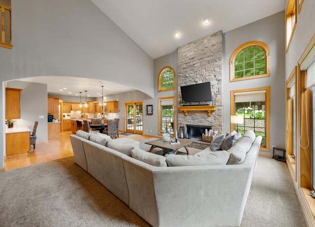 Property at W147N9955 Emerald Ln, Germantown, WI 53022, 5 beds, 3.5 baths