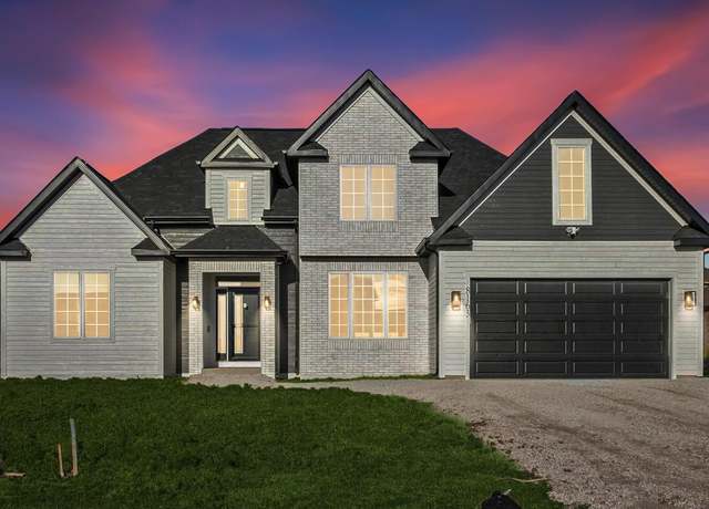 Property at 8163 Ridgeway Ct, Pleasant Prairie, WI 53158, 4 beds, 2.5 baths