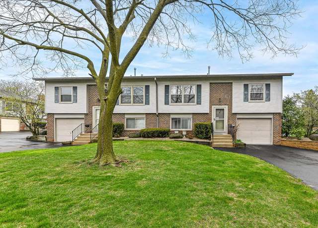 Property at 10237 W Parkedge Cir, Franklin, WI 53132, 3 beds, 1.5 baths