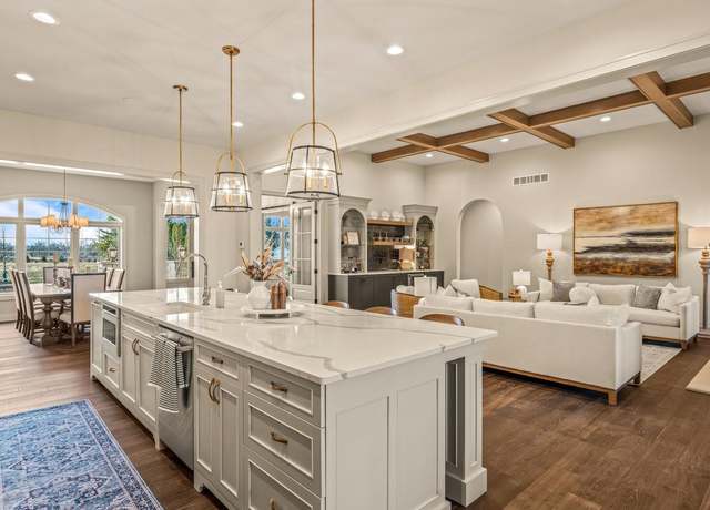 Property at 4790 Westridge Dr, Brookfield, WI 53045, 4 beds, 4.5 baths