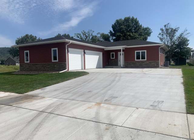 Property at 1826 Golden Gate Way, Holmen, WI 54636, 3 beds, 2.5 baths