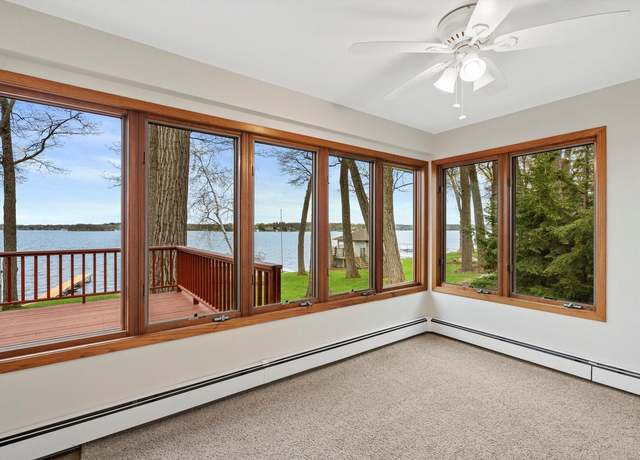 Property at W280N3517 Taylors Woods Rd, Pewaukee, WI 53072, 3 beds, 2 baths