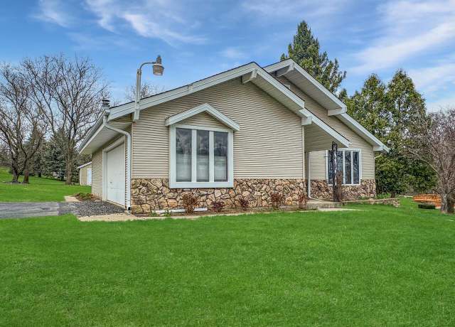 Property at W2620 Copperhead Ln, Elkhorn, WI 53121, 3 beds, 2 baths