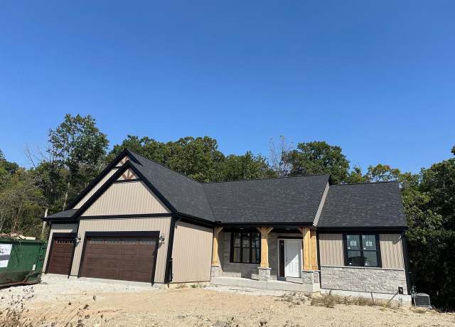 Property at 118 Retzer View Ct, Waukesha, WI 53188, 3 beds, 2 baths