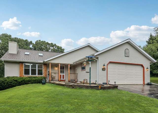 Property at 316 Cymric Ct, Wales, WI 53183, 3 beds, 2 baths