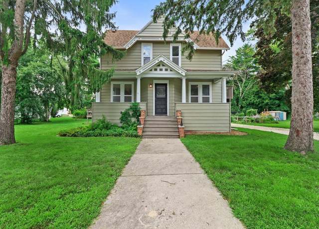 Property at 408 E Washington St, Lake Mills, WI 53551, 4 beds, 2 baths