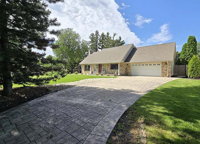 Property at 5322 W Van Beck Ave, Milwaukee, WI 53220, 2 beds, 1.5 baths