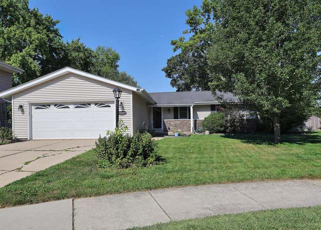 Property at 8824 33rd Ave, Kenosha, WI 53142, 3 beds, 3.5 baths