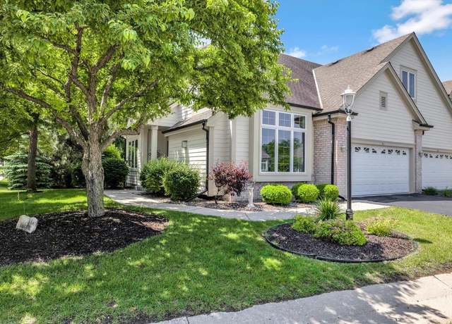 Property at 501 Heather Glen Ct, Waukesha, WI 53188, 3 beds, 3.5 baths