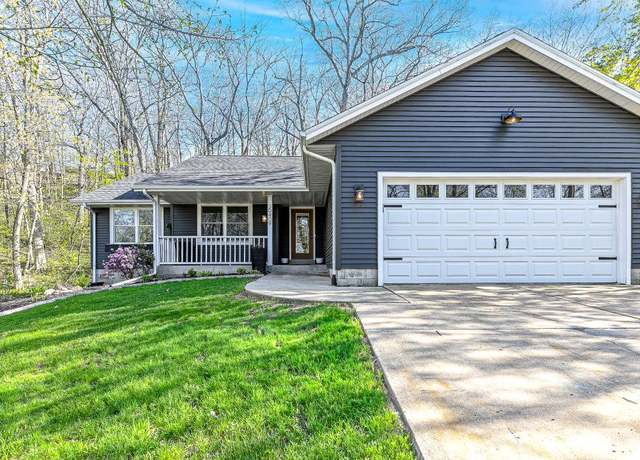 Property at 30409 Barnes Ln, Waterford, WI 53185, 5 beds, 3 baths