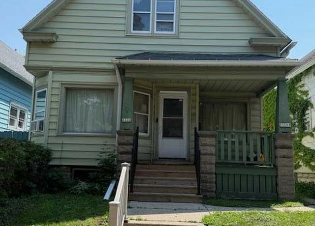 Property at 2326 S 30th St, Milwaukee, WI 53215, 3 beds, 2 baths