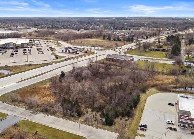 Property at 7626 Green Bay Rd, Kenosha, WI 53142