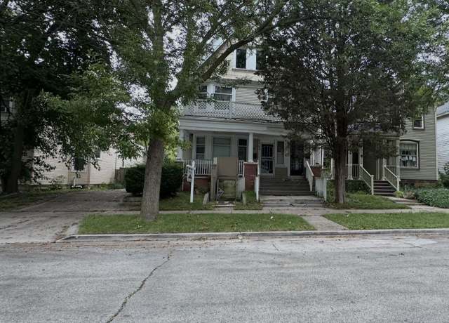 Property at 2323 N Palmer St, Milwaukee, WI 53212, 6 beds, 2 baths
