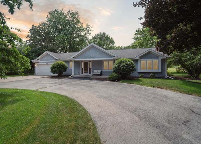 Property at 4685 Pilgrim Rd, Brookfield, WI 53005, 4 beds, 2.5 baths