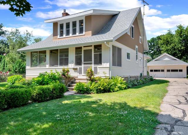 Property at 115 N Ferry Dr, Lake Mills, WI 53551, 3 beds, 1.5 baths