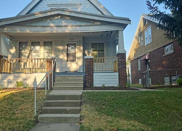 Property at 2054 S 29th St, Milwaukee, WI 53215, 4 beds, 2 baths