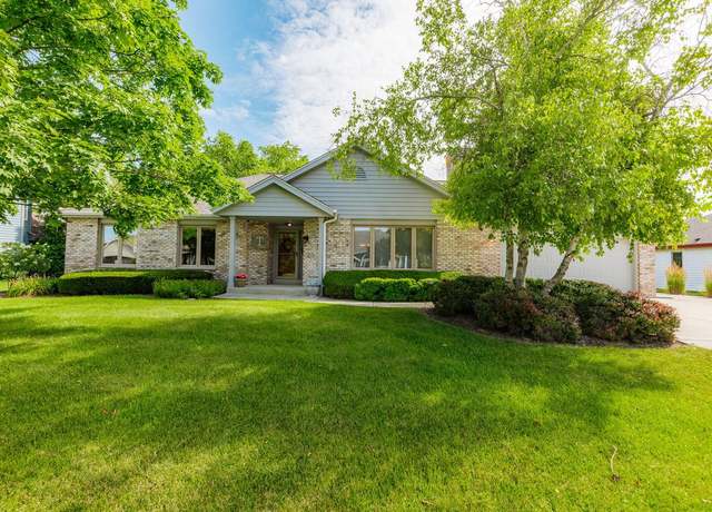 Property at N50W17152 Chestnut Rd, Menomonee Falls, WI 53051, 3 beds, 2.5 baths
