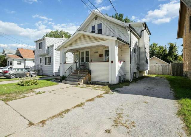Property at 7005 13th Ave #7007, Kenosha, WI 53143, 3 beds, 2 baths