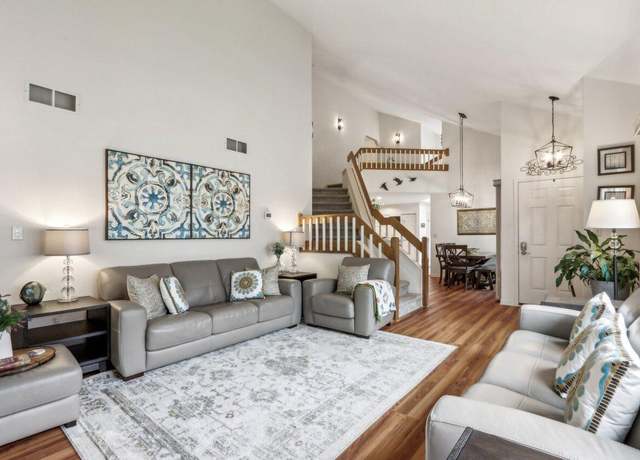 Property at 14048 W Waters Edge Trl, New Berlin, WI 53151, 3 beds, 2.5 baths