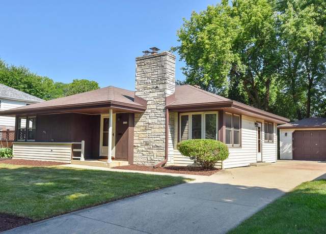 Property at 5236 W Cleveland Ave, Milwaukee, WI 53219, 3 beds, 1.5 baths