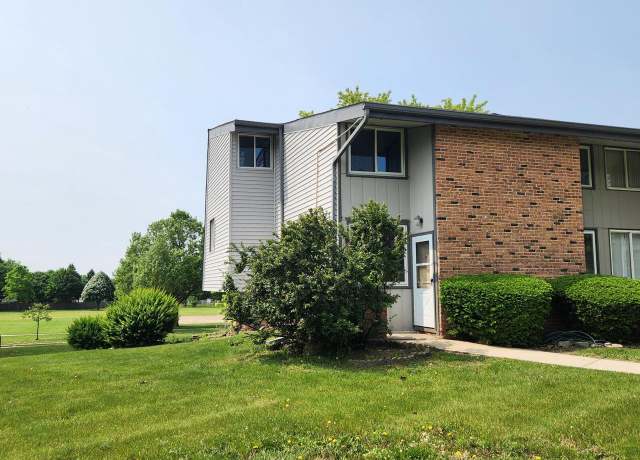 Property at 1522 Big Bend Rd Unit A, Waukesha, WI 53189, 4 beds, 1.5 baths