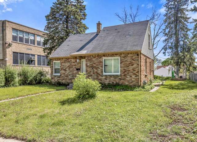 Property at 5936 N 35th St, Milwaukee, WI 53209, 3 beds, 1 bath