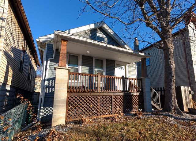 Property at 602 W Maple St, Milwaukee, WI 53204, 2 beds, 2 baths
