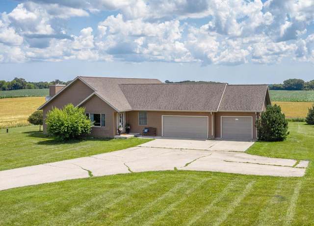 Property at 7011 Caldwell Rd, Waterford, WI 53185, 3 beds, 3 baths
