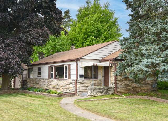 Property at 1016 Emerson Ave, South Milwaukee, WI 53172, 3 beds, 1.5 baths