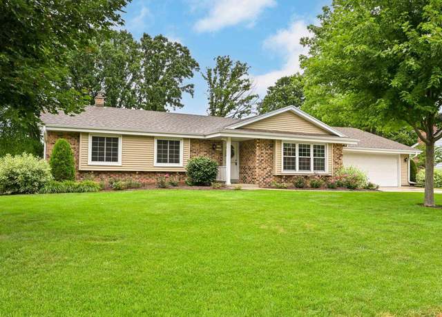 Property at N105W17000 Old Farm Rd, Germantown, WI 53022, 3 beds, 1.5 baths
