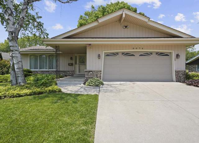 Property at 8074 48th Ave, Kenosha, WI 53142, 3 beds, 2.5 baths